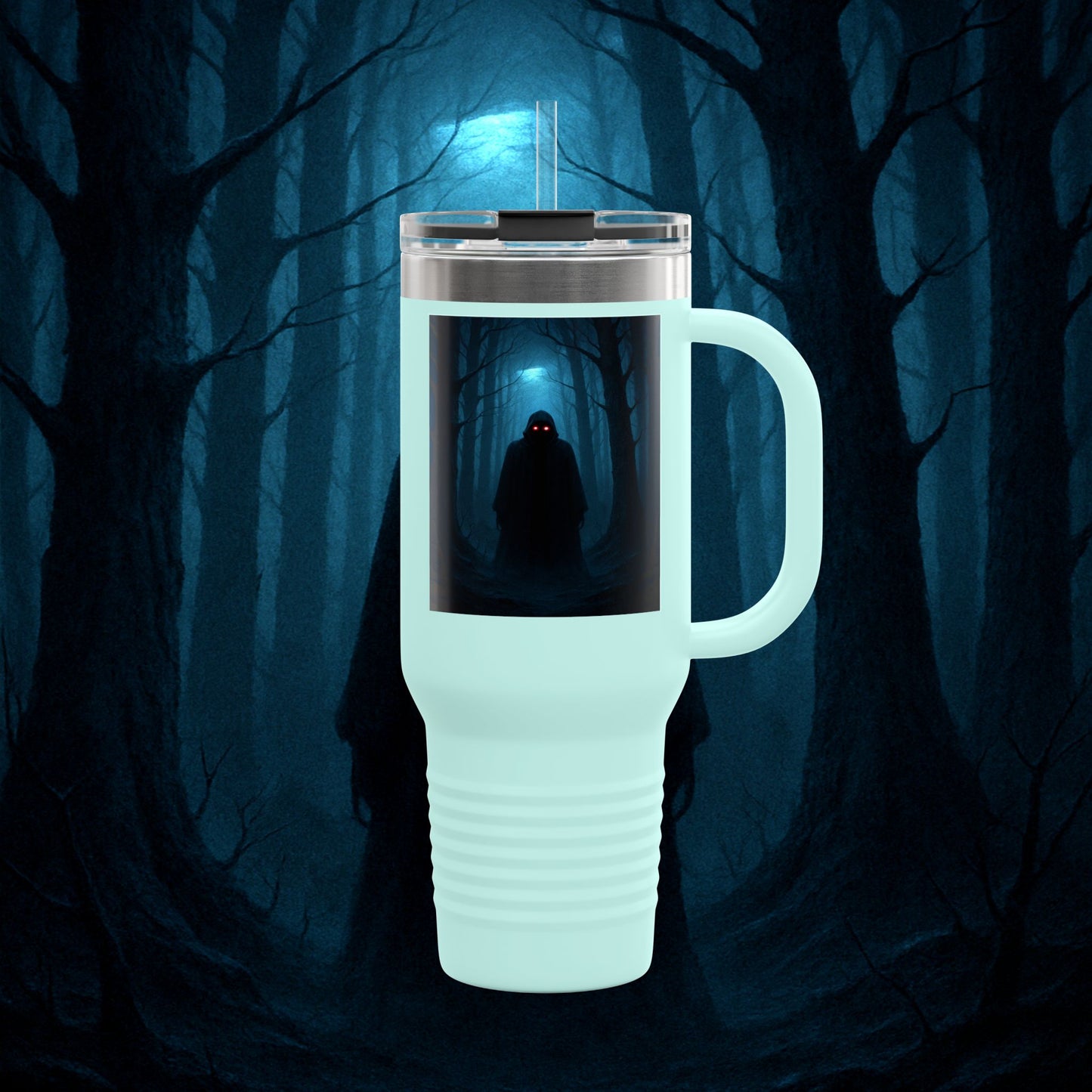 "Taza de viaje aislada 🖤 El Vigía del Bosque Oscuro"