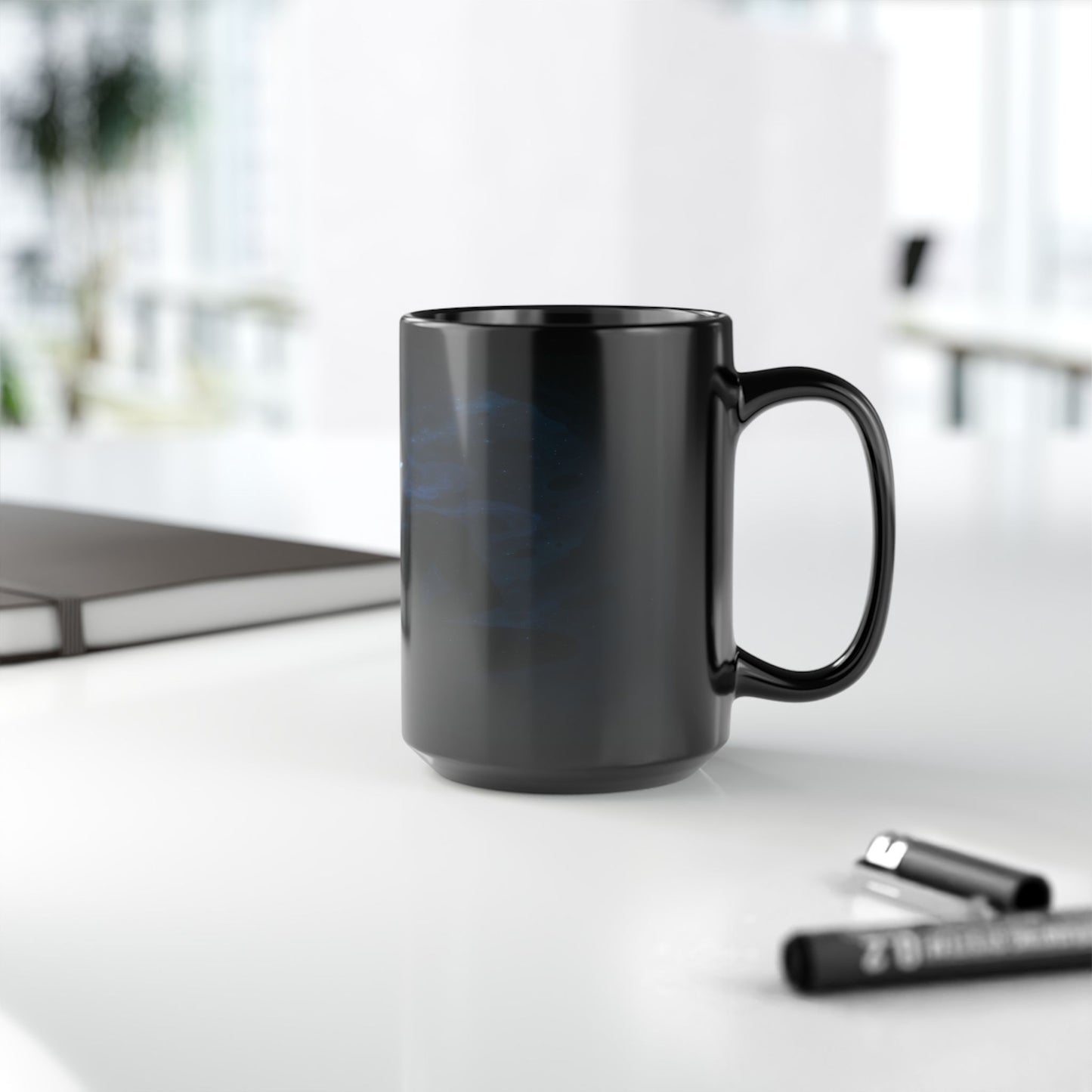 "Taza 🌌 Nok Tael, el Destello del Vacío"