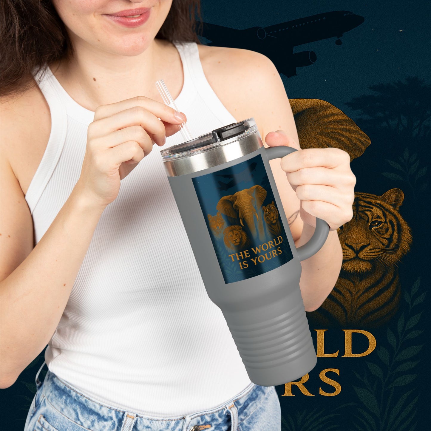 "Taza de viaje aislada El mundo es tuyo"🌍✨