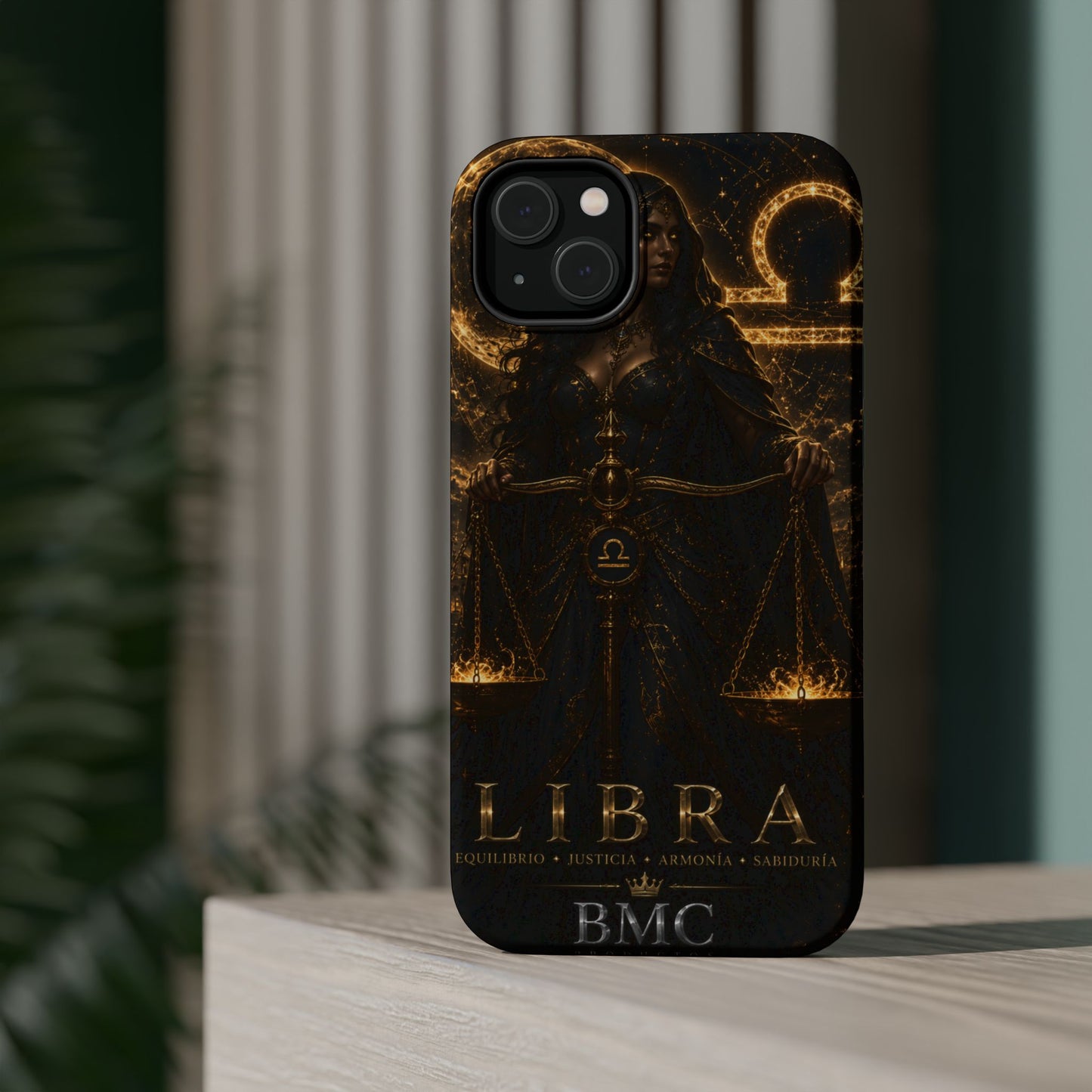 "Funda Magnética Reforzada libra– La Guardiana del Equilibrio"
