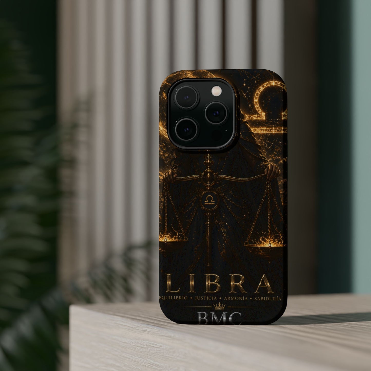 "Funda Magnética Reforzada libra– La Guardiana del Equilibrio"