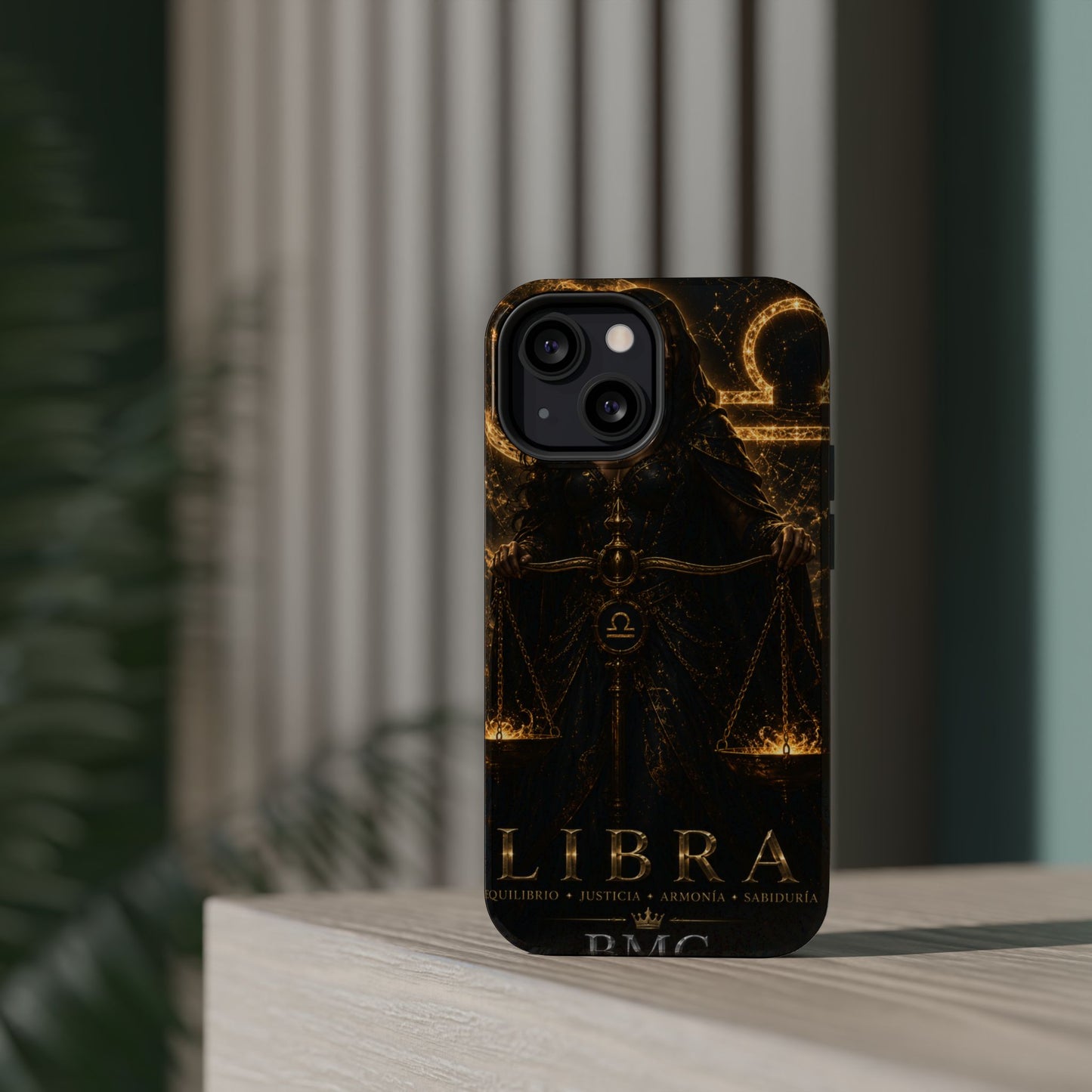 "Funda Magnética Reforzada libra– La Guardiana del Equilibrio"