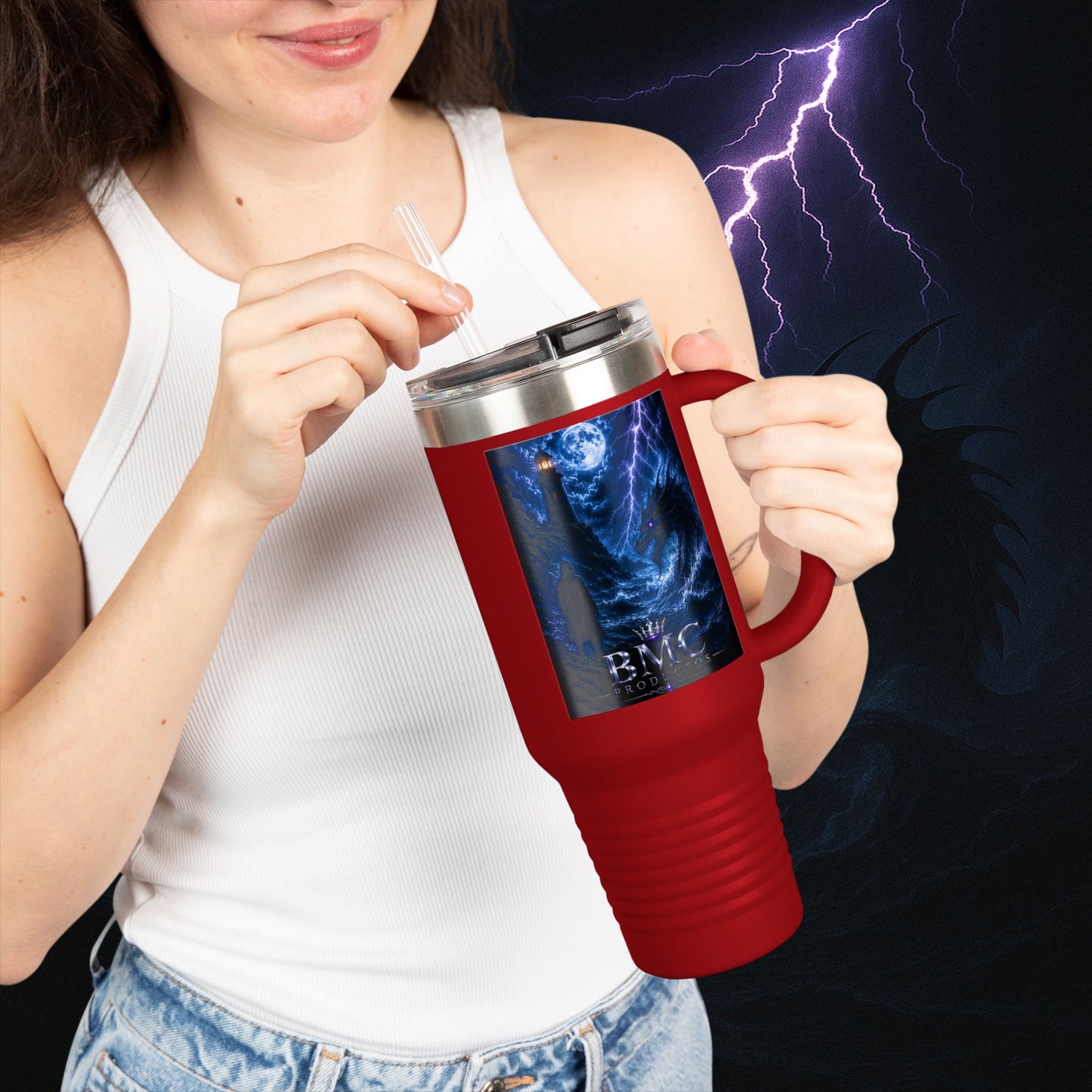 "Taza de viaje aislada🐉 El Despertar del Leviatán"