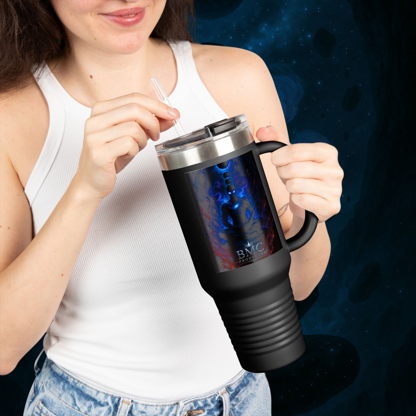 "Taza de viaje aislada 🌌 Nok Tael, el Destello del Vacío"