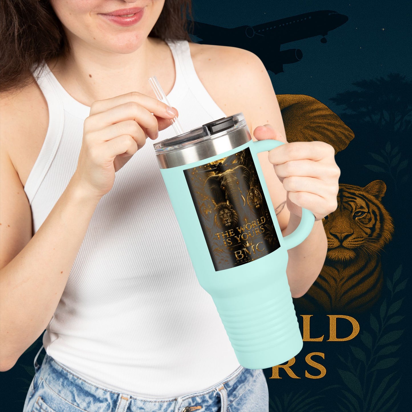 "Taza de viaje aislada El mundo es tuyo"🌍✨