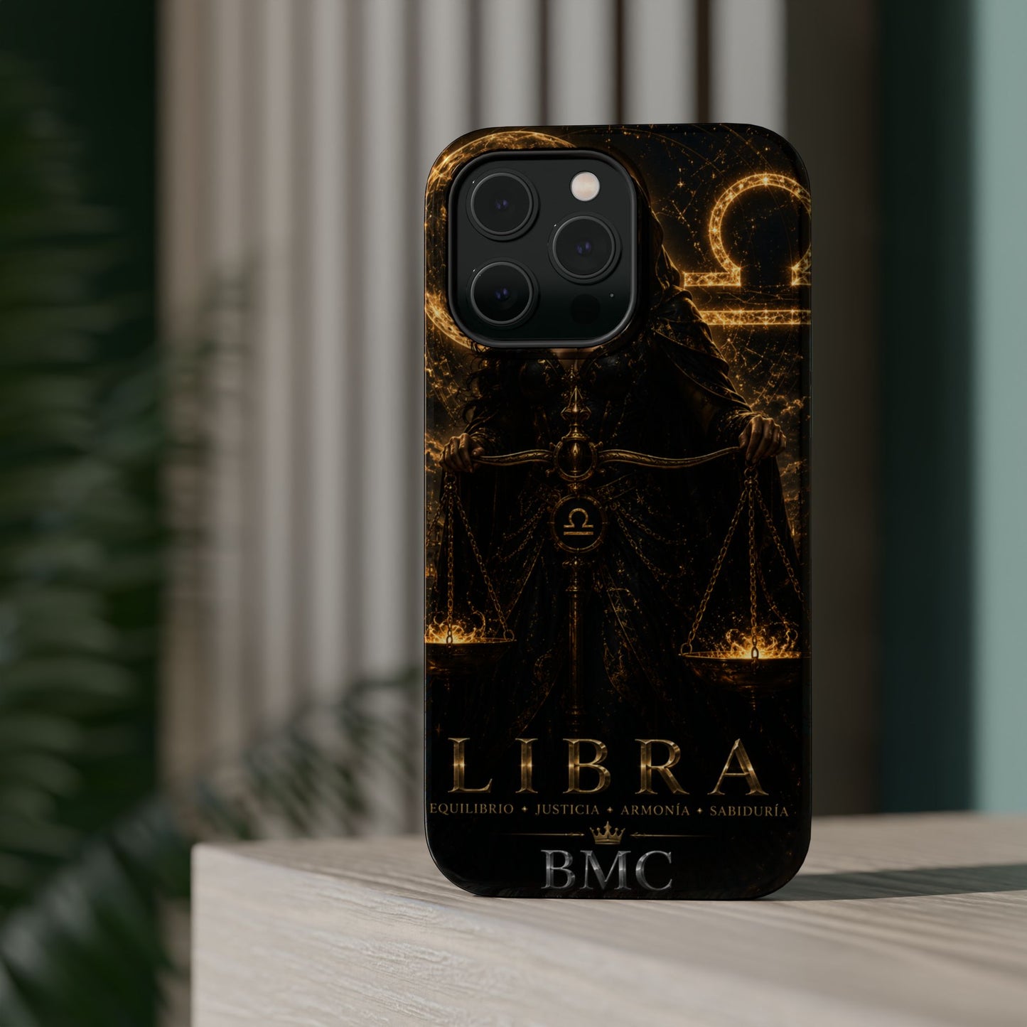 "Funda Magnética Reforzada libra– La Guardiana del Equilibrio"