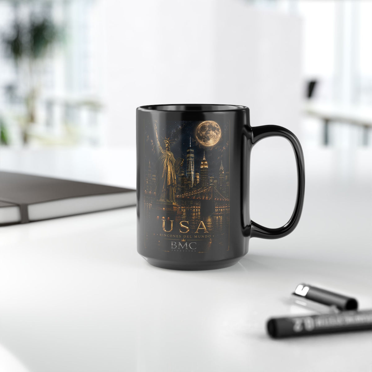 "Taza Estados Unidos: Sueños, Libertad y Grandes Horizontes 🗽🏜️🌆"