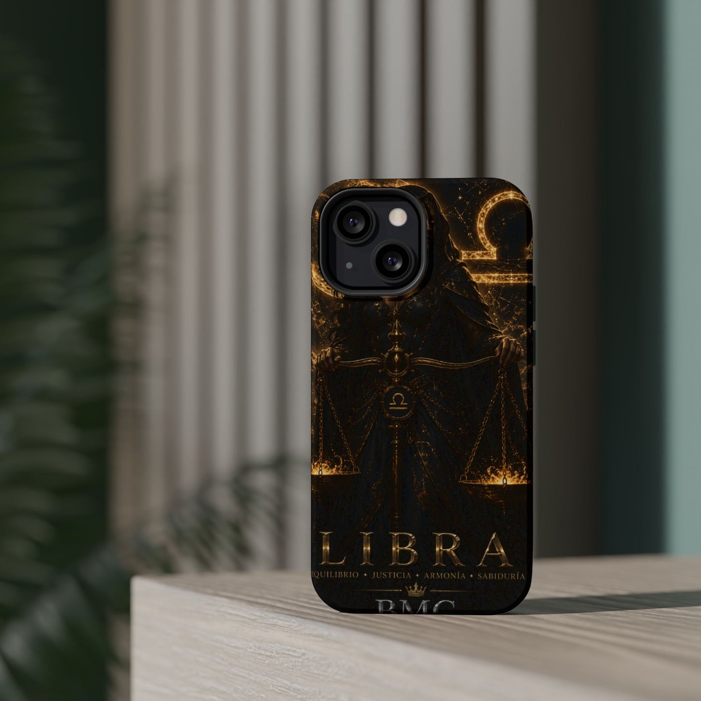 "Funda Magnética Reforzada libra– La Guardiana del Equilibrio"
