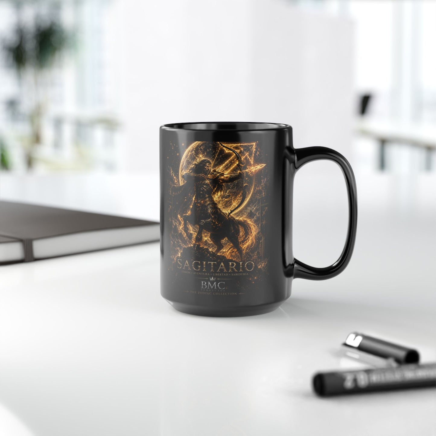 "Taza Sagitario – El Cazador del Horizonte"