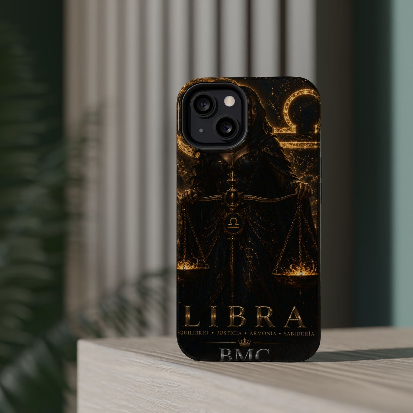 "Funda Magnética Reforzada libra– La Guardiana del Equilibrio"