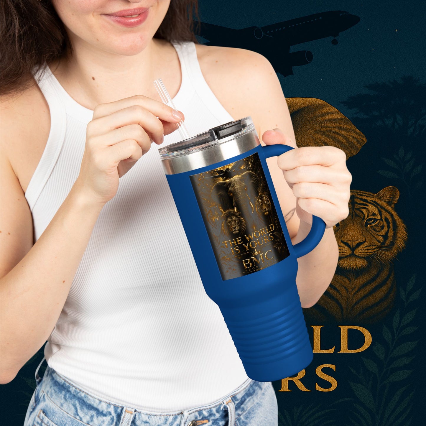 "Taza de viaje aislada El mundo es tuyo"🌍✨