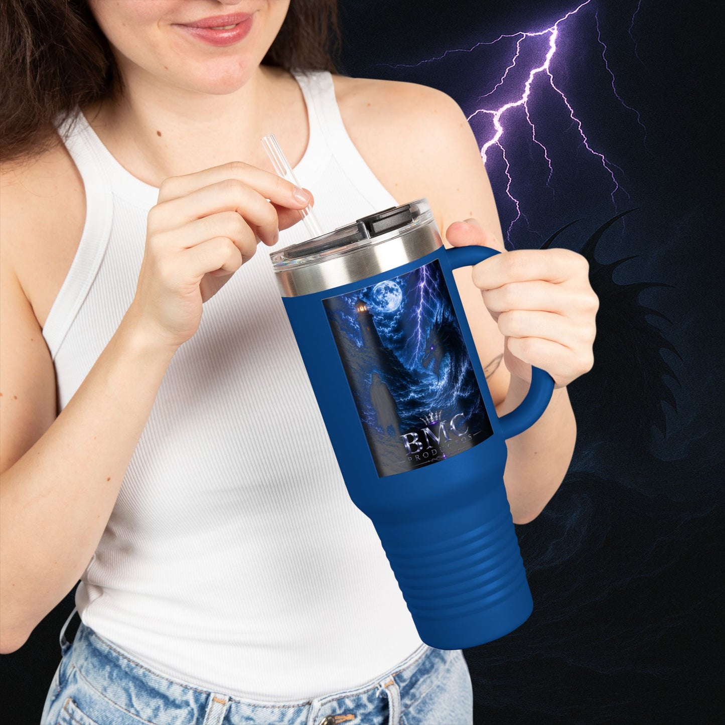 "Taza de viaje aislada🐉 El Despertar del Leviatán"