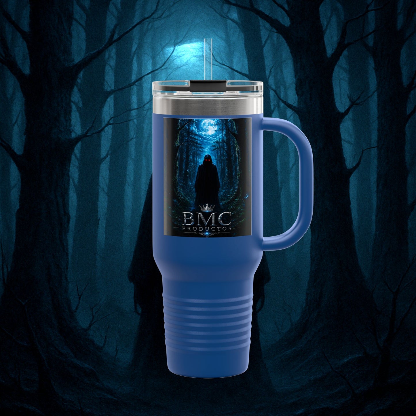 "Taza de viaje aislada 🖤 El Vigía del Bosque Oscuro"